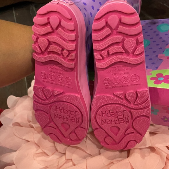 Unicorn Girls Rain Boots - Picture 7 of 7